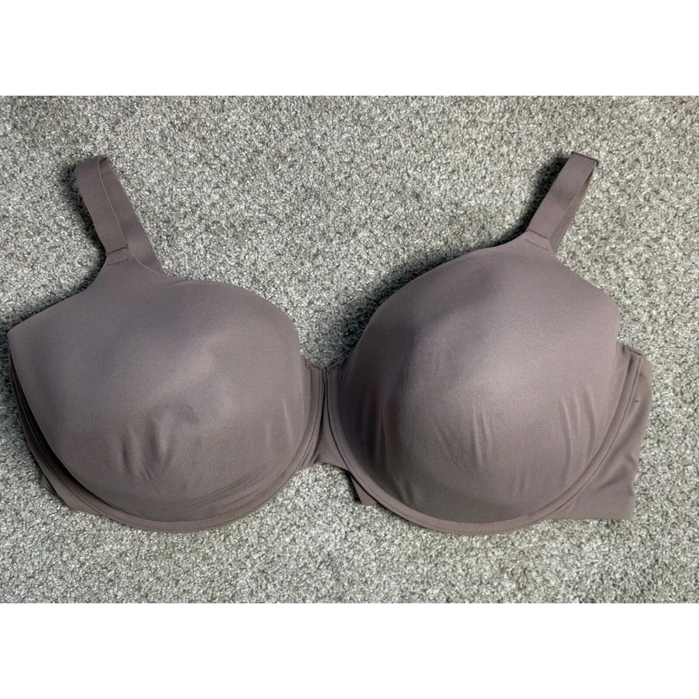 Skims Fits Everybody T-shirt Demi Women's Bra Size 44DDDD Kardashian‎